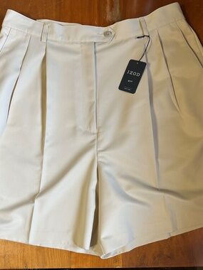 Izod Golf Shorts NWT